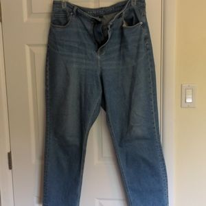 Curvy AE Stretch Mom Jeans